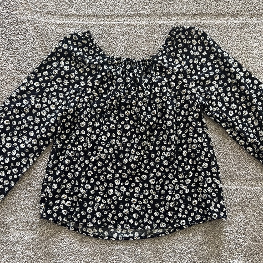 So Daisy Top - Picture 6 of 7